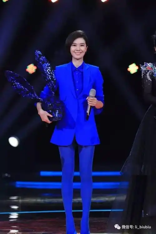 简评:第二季《蒙面唱将猜猜猜》蒙面盛典