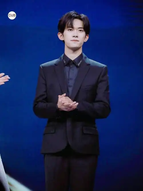 易烊千玺未来无界