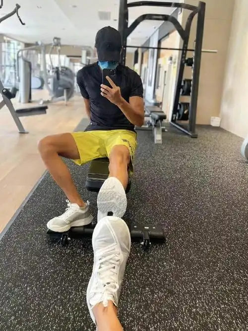 身材好好 佩服这些自律的人,活该拥有好身材555#陈伟霆晒健身成果