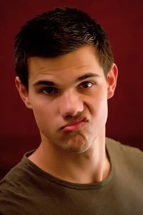 泰勒·洛特纳 taylor lautner的图片