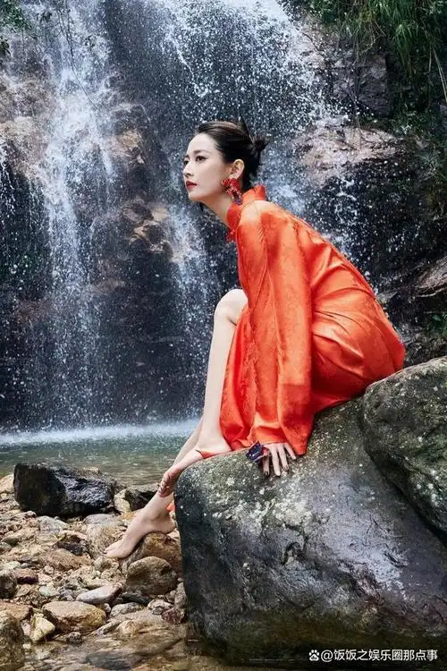 陈钰琪:从龙套到女神,她的演艺之路堪称传奇!