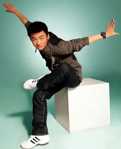 王宝强罕见老照片:第一张就很青涩!