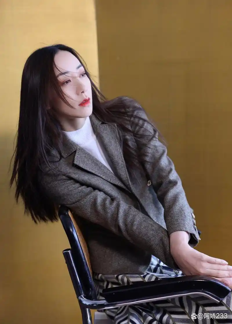 如何评价韩雪的颜值?