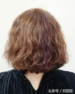 最适合中年大姐的烫发20款,优雅,洋气,显年轻