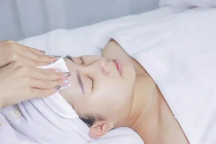 乐阳江只要399元爱丽舍美容养生套餐艾灸月卡面部护理拔罐美甲