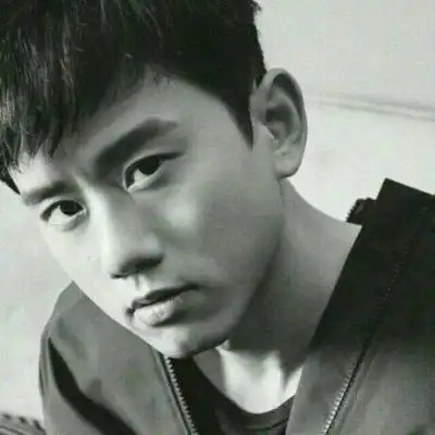 张杰勇敢飞_男生头像_我要个性网