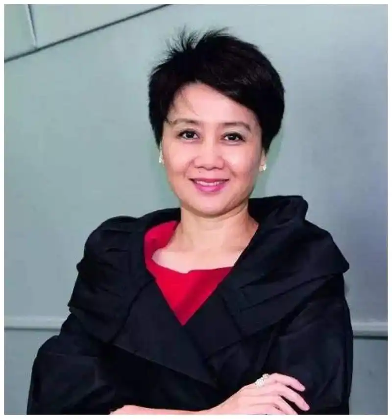 作为四姨太,梁安琪在家中备受关爱.