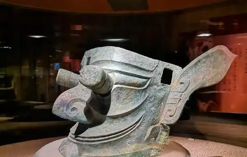 上世纪名声大噪的三星堆文化,如今为何销声匿迹了?深析文明起源