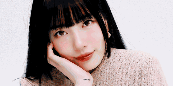 裴秀智公主切白裙造型##裴秀智窗边氛围感花絮