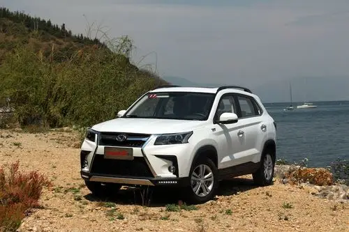 北汽幻速s5,外观设计很漂亮