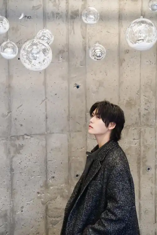 肖宇梁手机壁纸