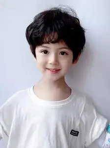 儿童假发男孩卷发可爱短发锡纸烫自然微卷萌娃拍照道具仿真全头套