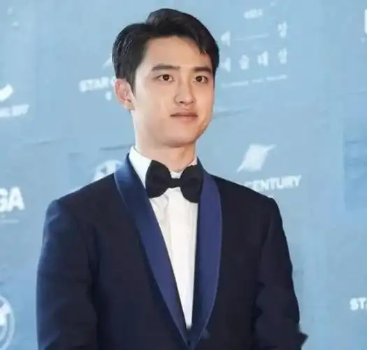 exo成员do都暻秀确诊新冠