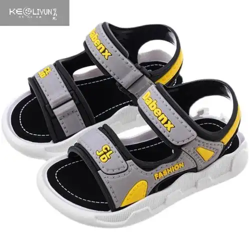 可莉允儿童凉鞋