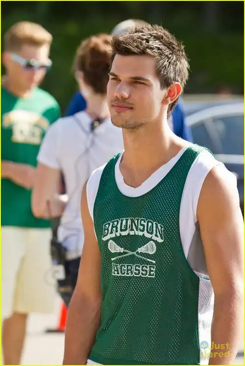 泰勒·洛特纳 taylor lautner的图片
