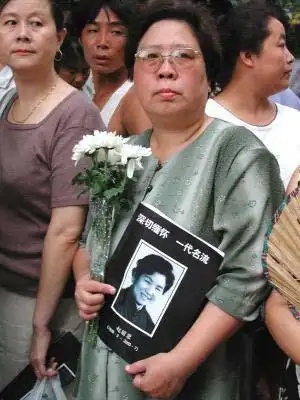 直击赵丽蓉葬礼!曾想申请安乐死,临终前说出这辈子最遗憾的事!