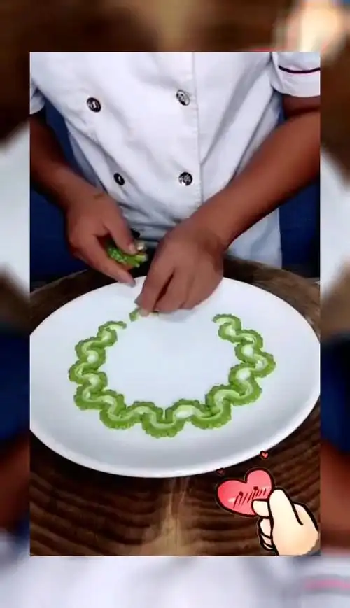 五星级酒店厨师都是这样摆盘的,学会了还怕搞不定丈母娘吗?