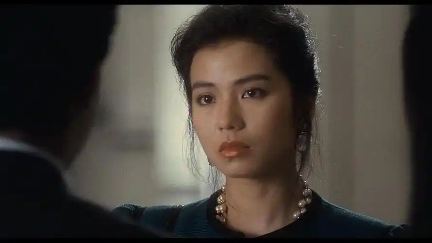 流金岁月原作拍过一部港片,张曼玉演南孙,钟楚红演锁锁,两人的气质