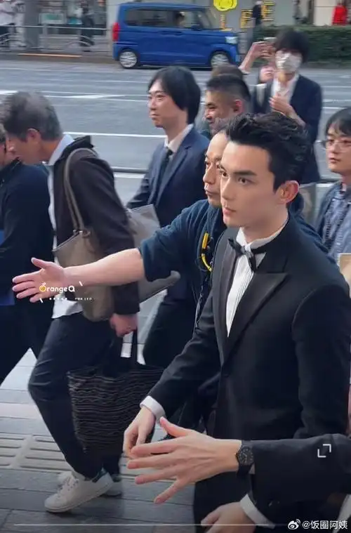 吴磊西装大背头帅的不是一个次元##吴磊少年总裁即视感