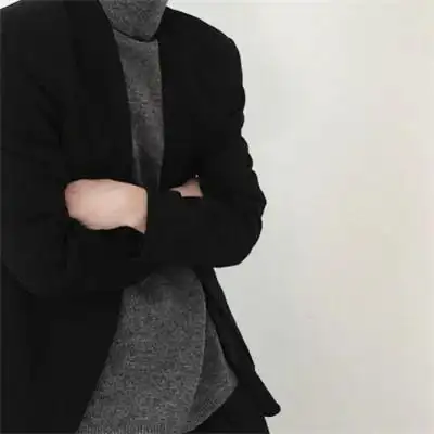 成熟稳重高端头像男