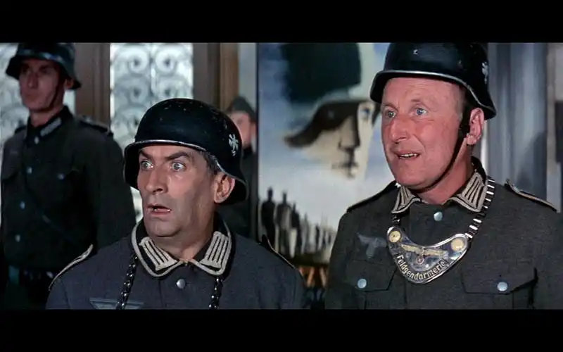 五分钟带你轻松浏览法国经典喜剧虎口脱险