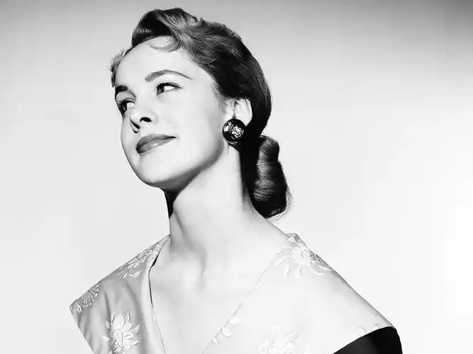 【引用】美丽的永恒——怀旧&复古——经典黑白老照片 【1】