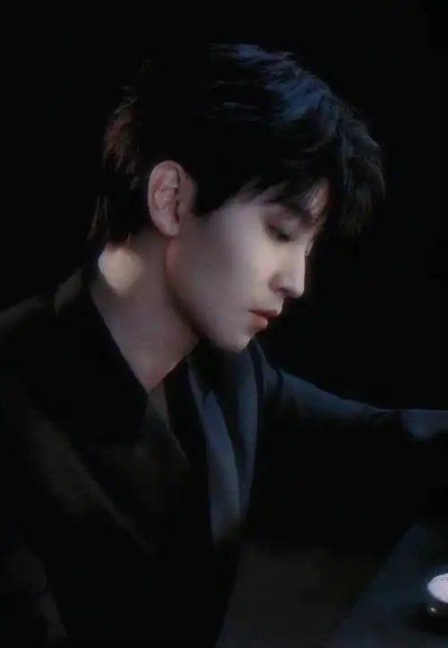 王俊凯鼻子还好吗##王俊凯 盒子里的猫预告