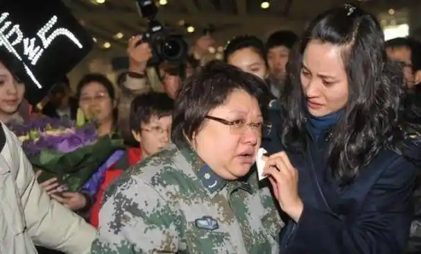 韩红和母亲的关系得以和解,全在这三点上!_妈妈_奶奶_小时候