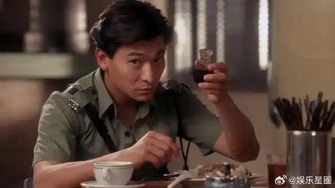 刘德华白西装好帅