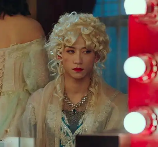 张一山男扮女装又引热议——热播剧《局中人》之沈放