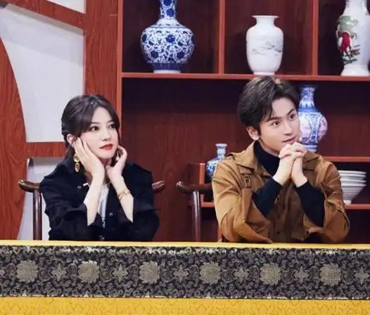 王牌对王牌张哲瀚赵薇哪期 张哲瀚玩游戏唱歌自带萌点