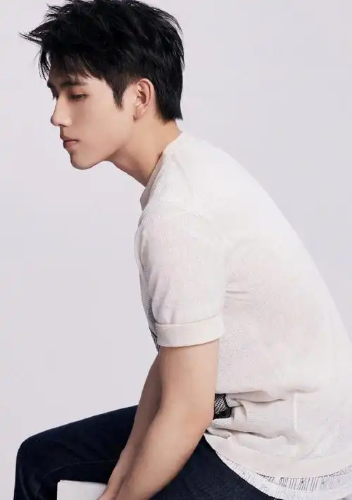 陈飞宇相关图片