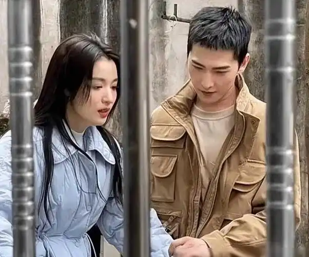 狗仔再曝杨洋恋爱实锤,这次王楚然能被认爱吗?起底"新嫂子"