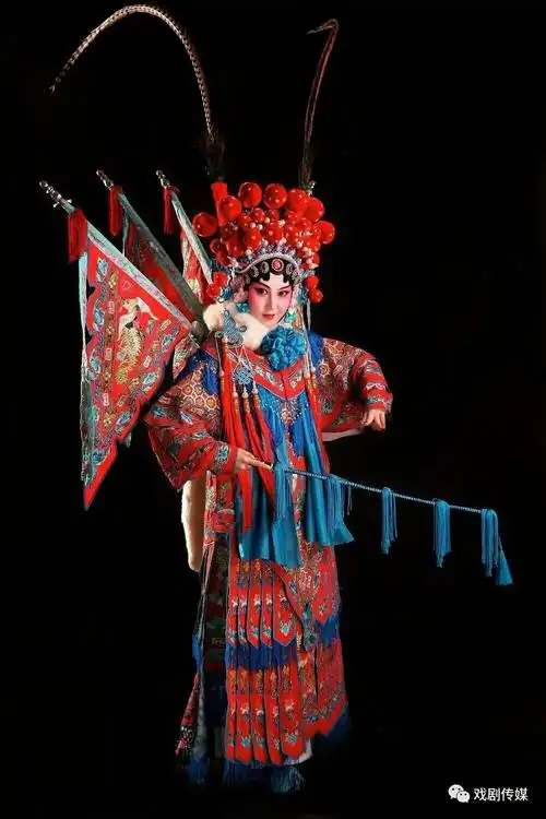 我们用热情服务让您感受国粹京剧艺术照之美,感受舞台角色之