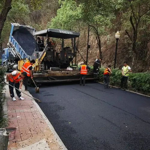 中山民众镇沥青施工队 铺彩色沥青 常规沥青路面施工