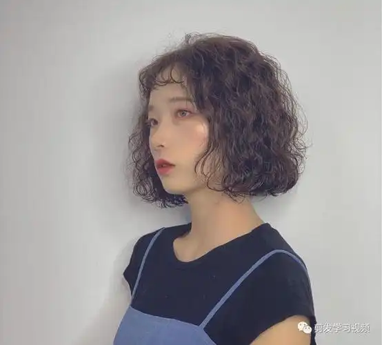 2019流行烫爆炸式小卷