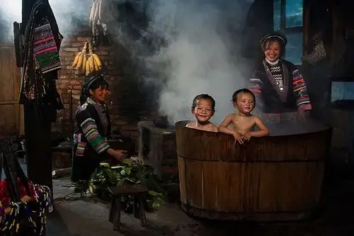 是瑶浴的三进三出_千年瑶浴官网-瑶浴养生馆加盟_药浴加盟_瑶族药浴