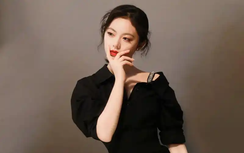 赵今麦酷美性感高清桌面壁纸