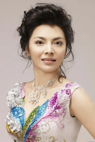 军旅 女歌手——严当当