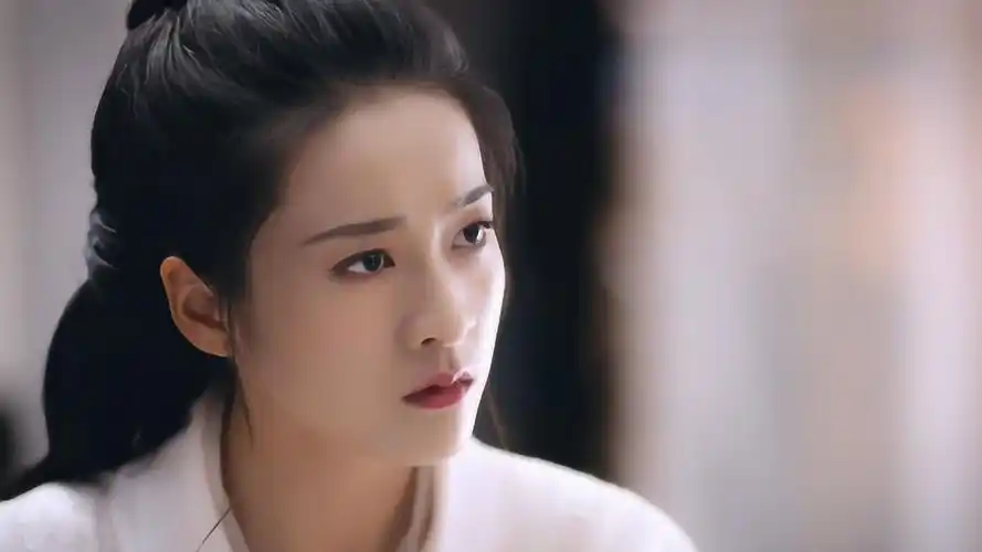 白发第1集 容乐公主逃婚失败,惨遭失忆,冷酷太后威逼荣乐和亲