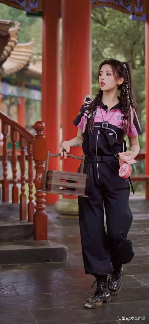 校花少女-杨超越全图写真合集_中国_代表作品_内地