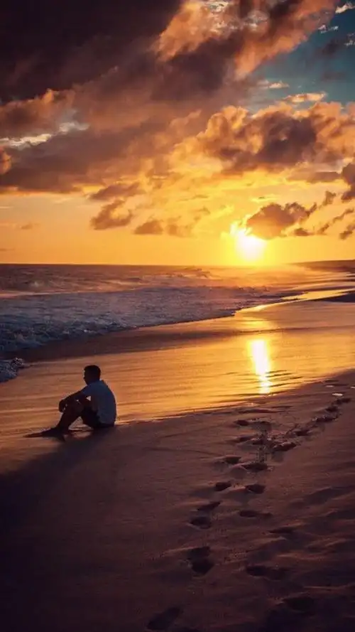 一个人旅行做完8种人生体验海边淘看晚霞人生不遗憾