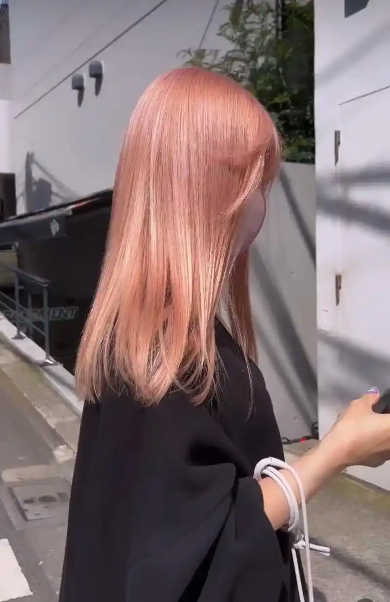 漂发与染发的认知,73正常黑头发在专业名称里称之为 3度.3度 - 抖音