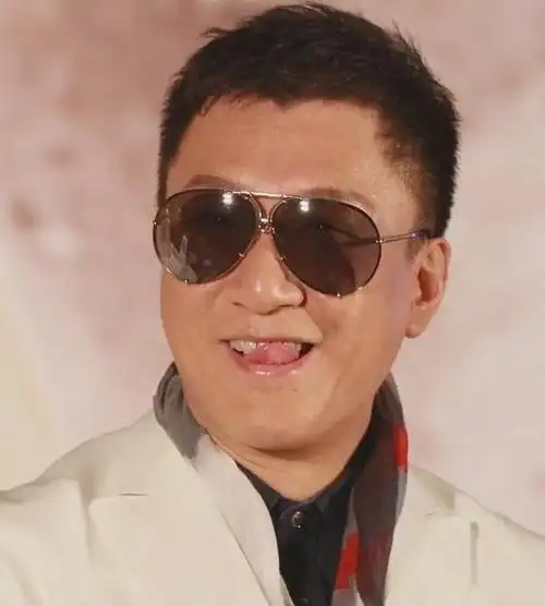 他是无数人心中的"黑道大哥",出道前饱尝辛酸,还以捡破烂为生|孙红雷