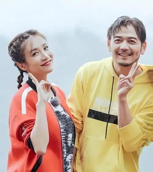 前言杨烁是一位备受赞誉的男演员,饰演了许多经典角色,因硬汉的形象