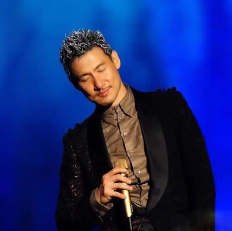 张学友的《李香兰》表达什么意思?张学友的代表作有哪些?