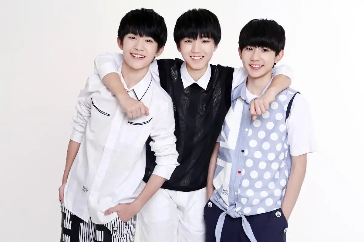 tfboys-录制新歌拍摄mv高清图