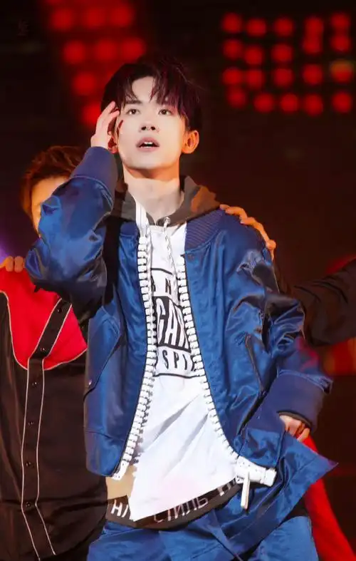 早上好@tfboys-易烊千玺