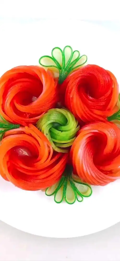 生活小妙招#番茄切花摆盘方法,你学会了吗?