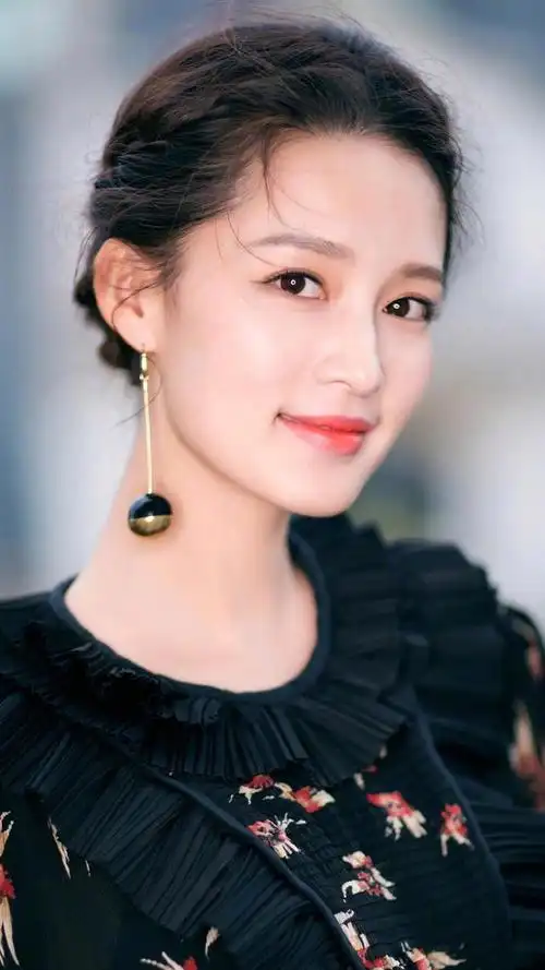 李沁颜值巅峰照片(李沁的颜值)_手工miao